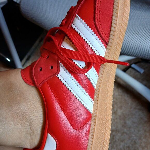 Adidas Samba OG Women Sneakers 8 (Tag is 7.5) Red w/Bonus Pair of Loved Gazelles - Picture 5 of 14